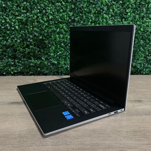 Laptop ChromeBook Samsung XE340XDA 15 Pulagadas, Sin Empaque, Rastro de Uso Rayas Mínimas, Incompleto Falta el Cargador, 99999900314946, 6.2