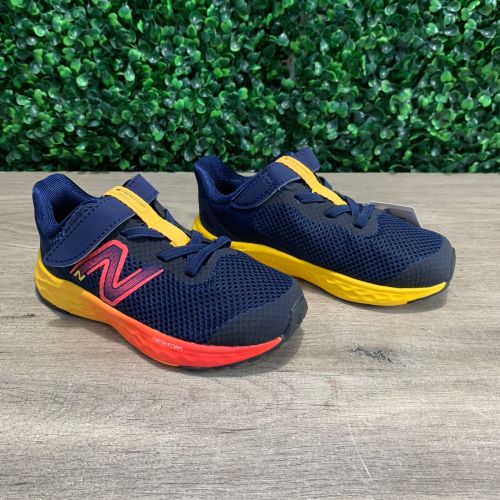 Tenis de Niño New Balance Talla 8/US #22, Sin Empaque, 22222200003748, 13