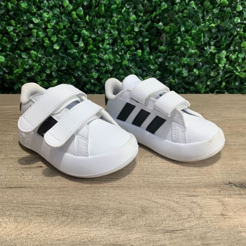 Tenis de Niño Adidas Talla 6K/US #30, Sin Empaque, 22222200003745, 13